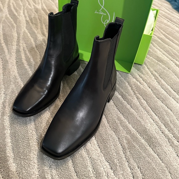 NWT! Sam Edelman Thelma Black Leather Ankle Boot - Size 9 - Picture 3 of 6